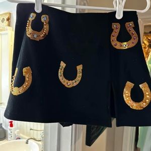 Horseshoe QOS skort